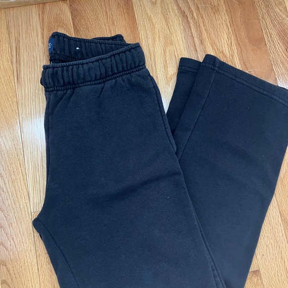 Bundle of 9 PCS Children’s Place Long Sleeve Tees and pants Boys. Size 10/12 - Picture 9 of 11